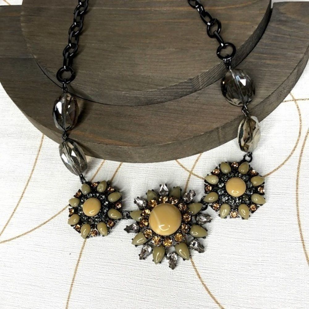 Art deco style statement necklace
